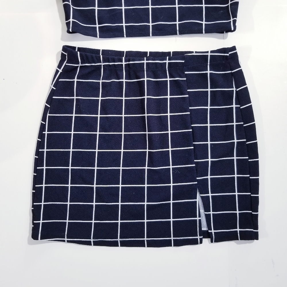SHEIN Plaid 2 Set Crop Set & Skirt Large - Picture 8 of 14
